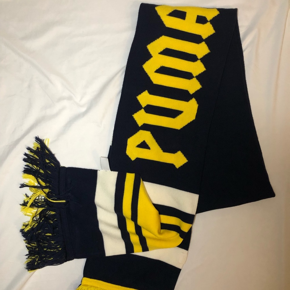 Fenty Puma by Rihanna - Long Varsity Scarf